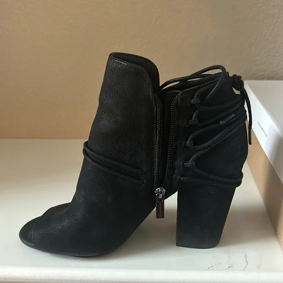 Jessica Simpson Remni booties, black size 9 - Picture 3 of 8